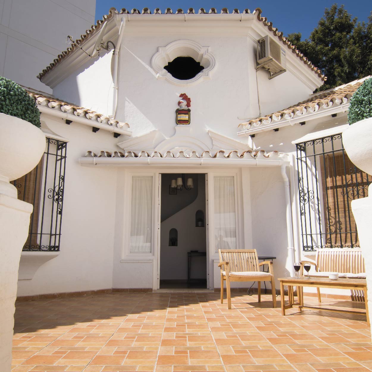 Villa reformada por Libar