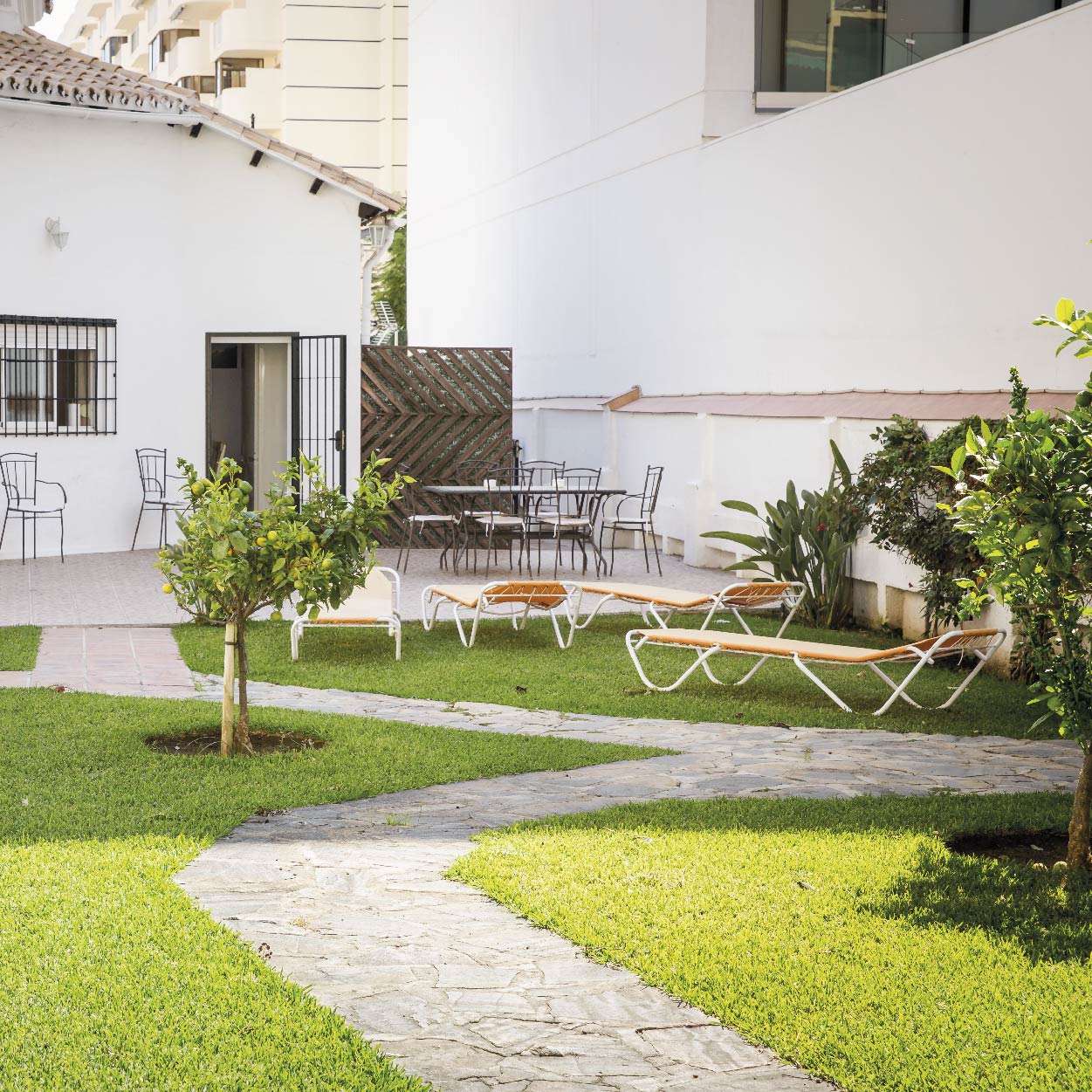 Villa reformada por Libar