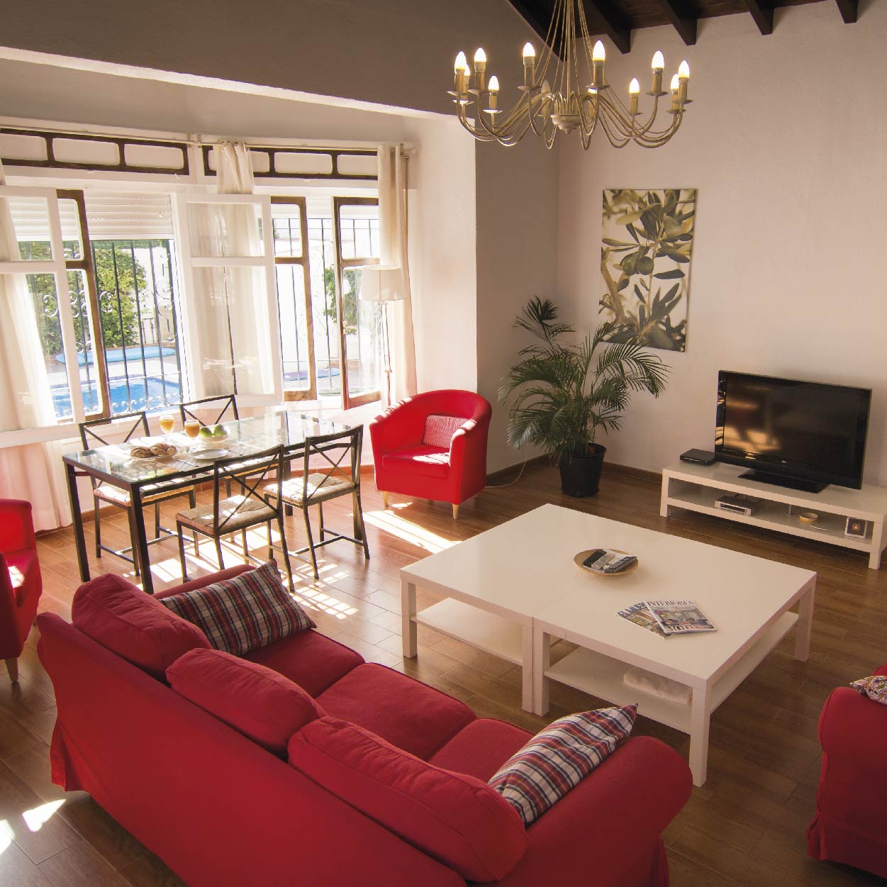 Villa reformada por Libar